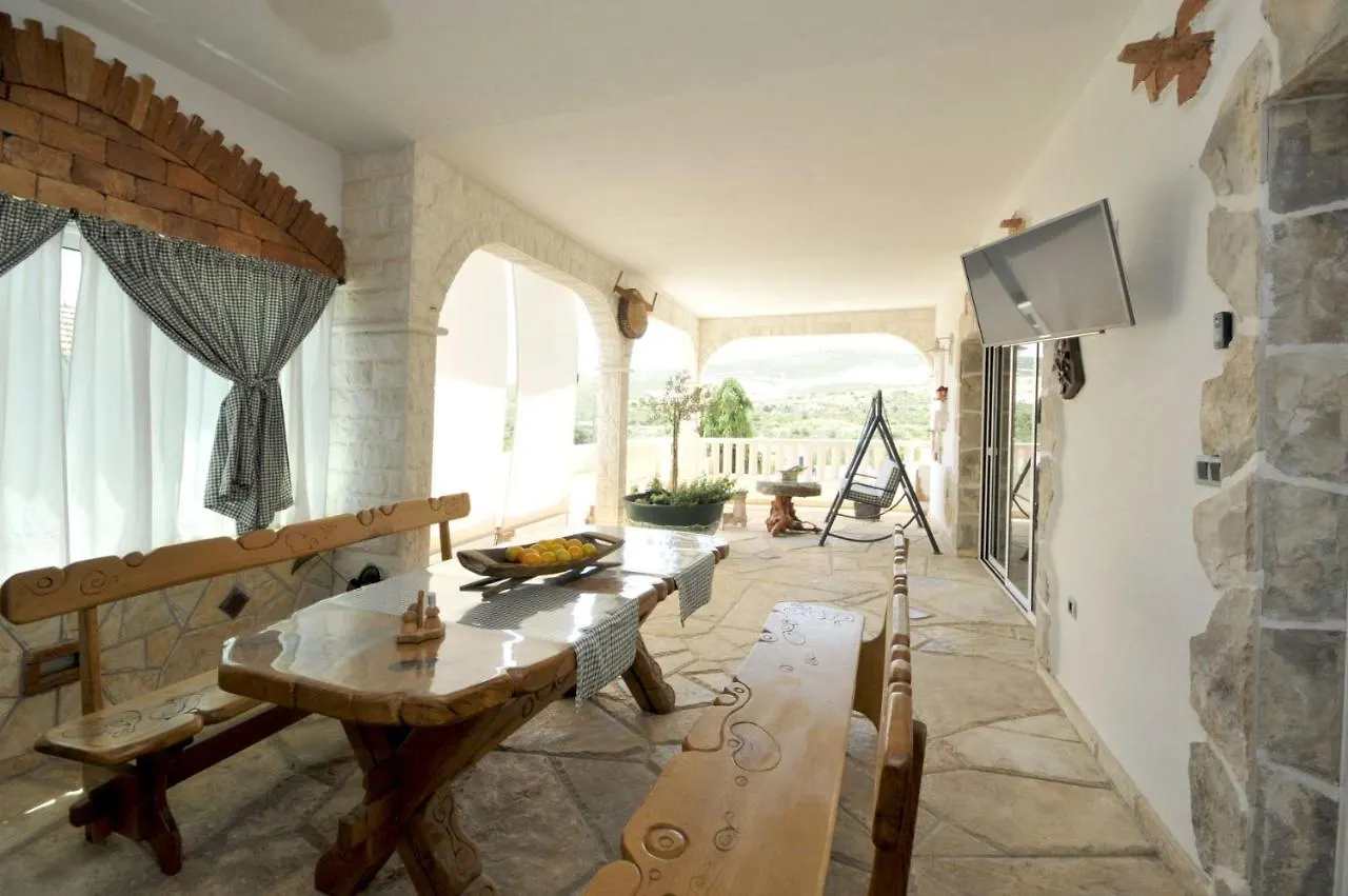 Stagnum Baba - Impressive Luxury Villa With Heated Pool, Hot Tub, Playroom And Upscale House Design Trogir 0*,  Croatia