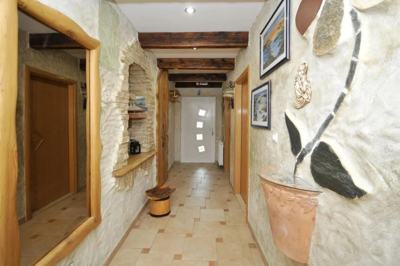 Stagnum Baba - Impressive Luxury Villa With Heated Pool, Hot Tub, Playroom And Upscale House Design Trogir Croatia
